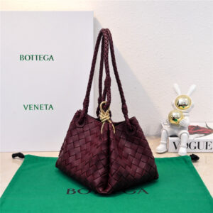 bottega veneta parachute leather shoulder bag