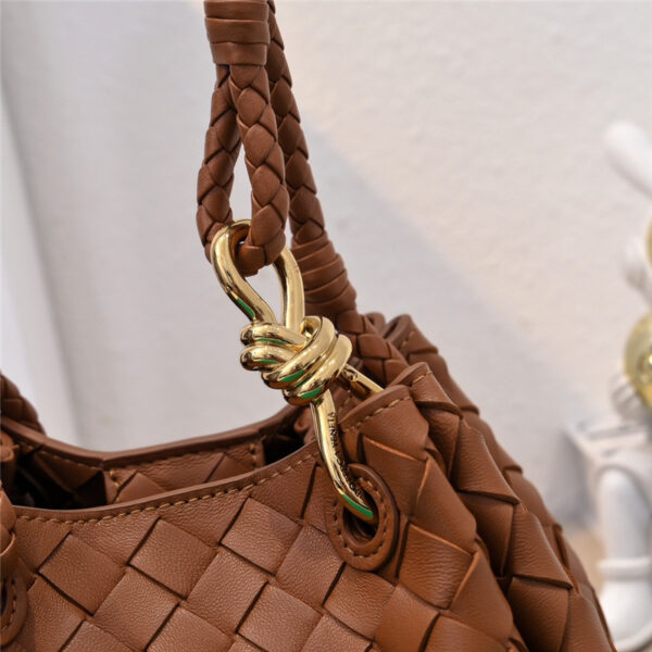bottega veneta parachute leather shoulder bag - Image 5