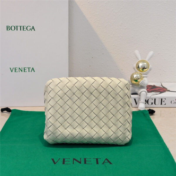 bottega veneta parachute leather shoulder bag - Image 6
