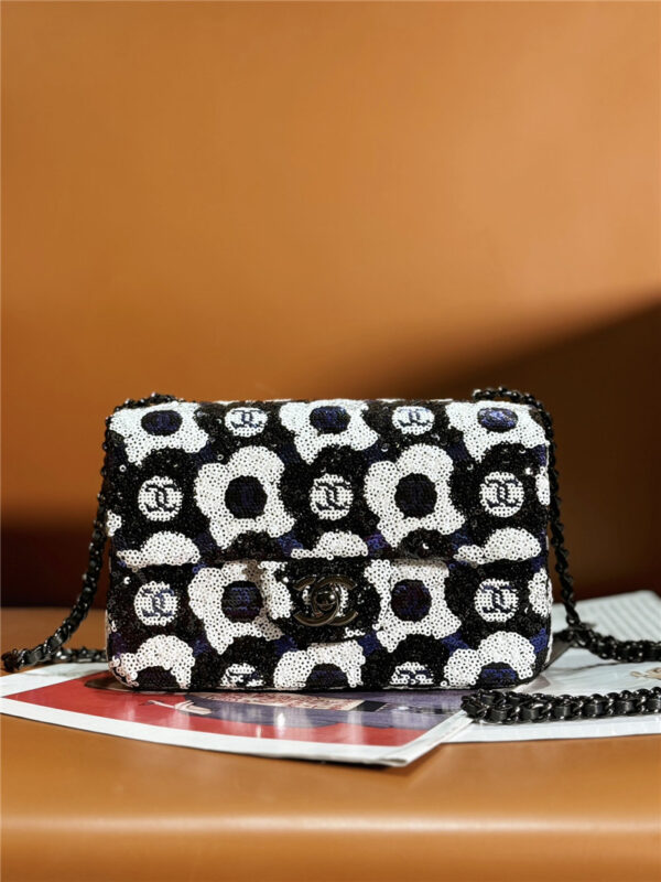 CC camellia CF flap bag - Image 5