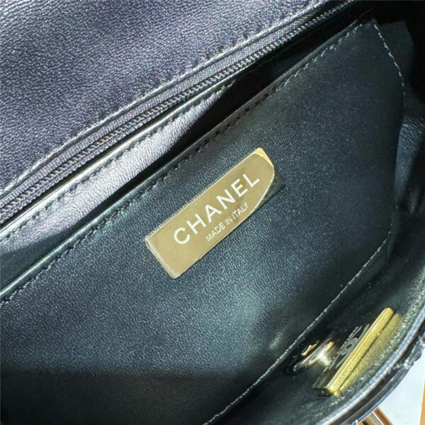 CC patent leather CF star bag - Image 5