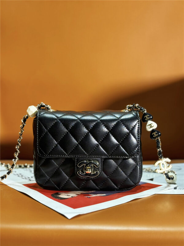 CC love CC logo flap bag - Image 3
