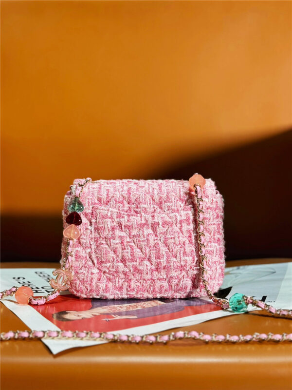 CC love CC logo flap bag - Image 7