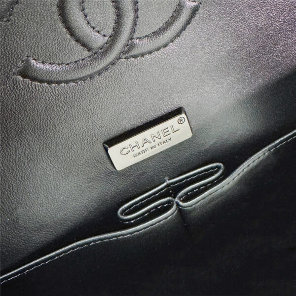 CC limited edition camellia CF bag - Image 4