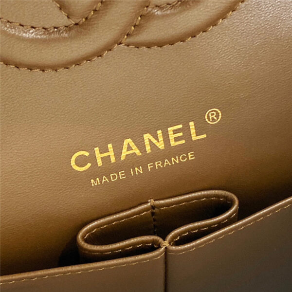CC brown suede cf flap bag - Image 6