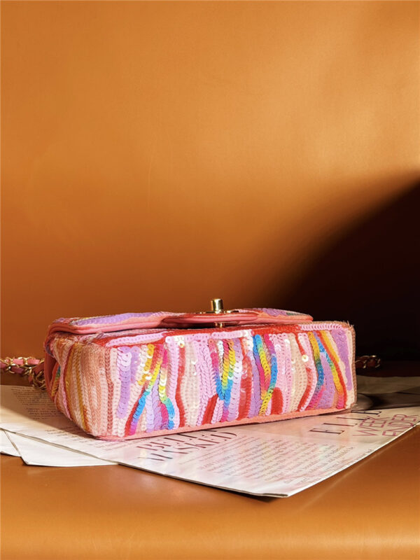 CC limited sequin CF bag - Image 5
