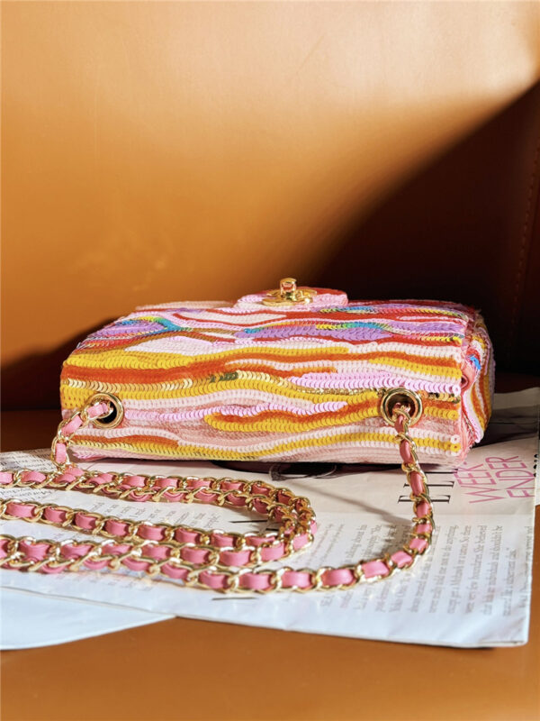 CC limited sequin CF bag - Image 6