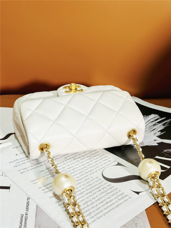 CC Pearl White Classic CF Bag Small - Image 5