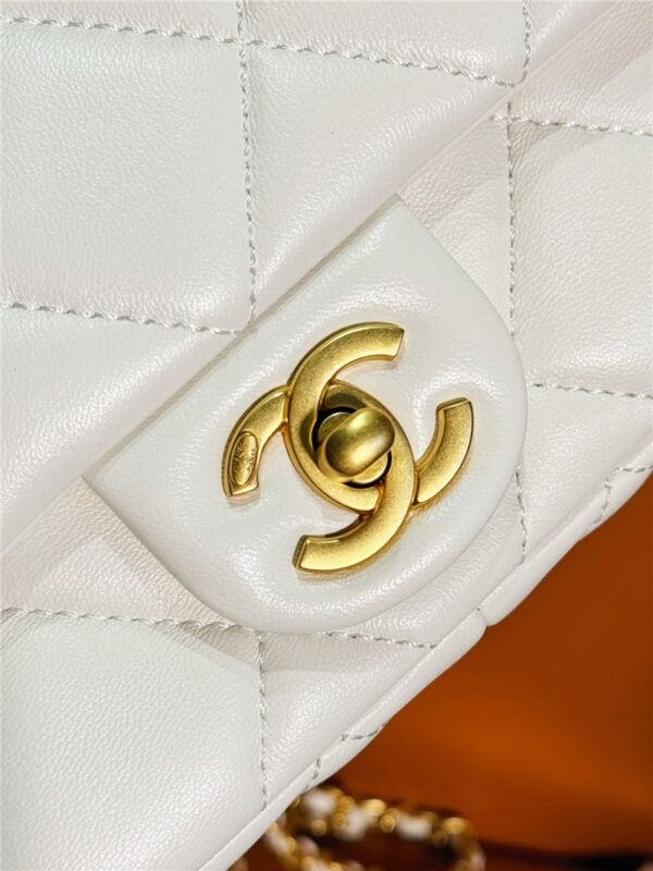 CC Pearl White Classic CF Bag Small - Image 6