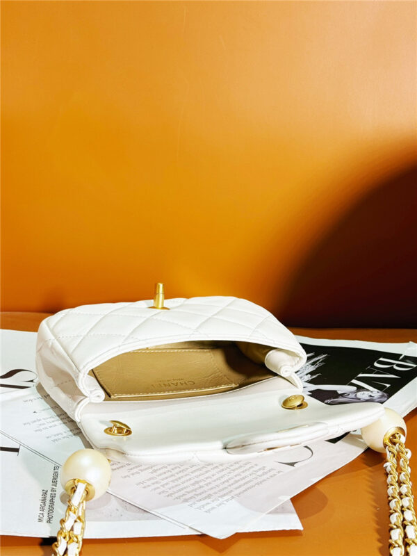 CC Pearl White Classic CF Bag Small - Image 7