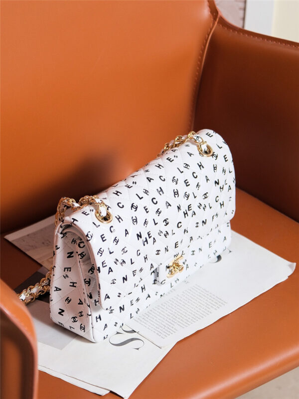 CC limited edition graffiti letter cf bag - Image 6