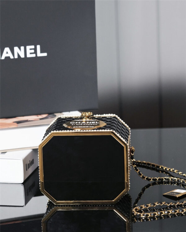 CC Tea Box Minaudiere box - Image 4