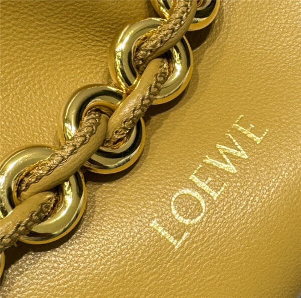 Loewe Flamenco Leather Shoulder Bag - Image 4