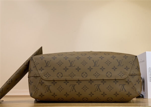 Louis Vuitton LV unveils the new Atlantis bag - Image 3