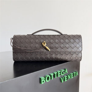 bottega veneta andiamo clutch