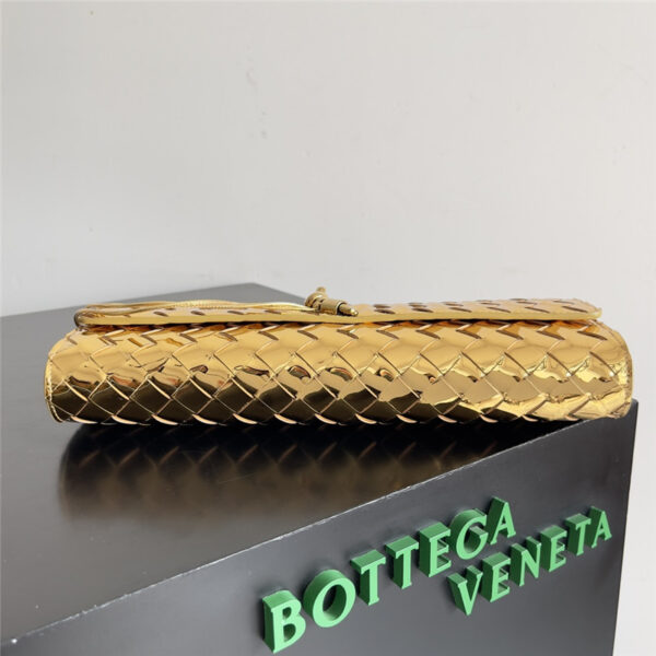 bottega veneta andiamo clutch - Image 7