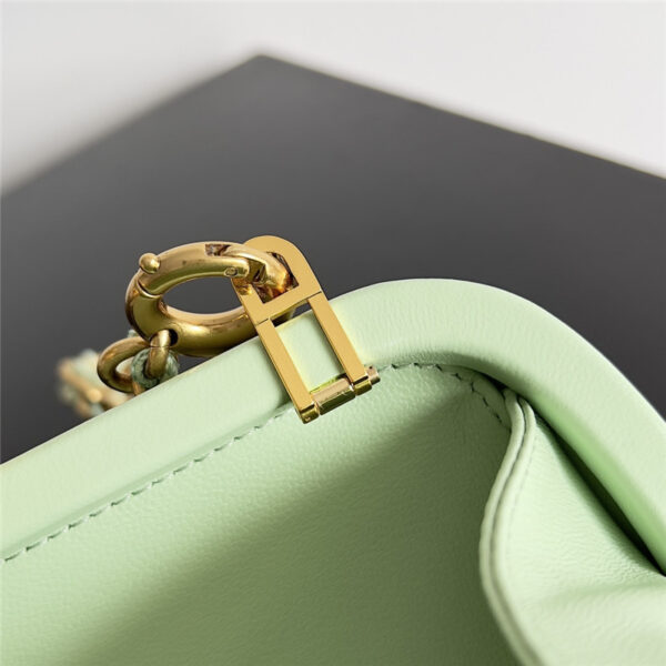 Bottega Veneta Green Knot Clutch Bag - Image 2