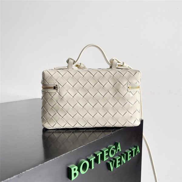 bottega veneta woven zip crossbody bag - Image 6