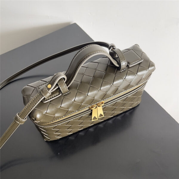 bottega veneta woven zip crossbody bag - Image 4