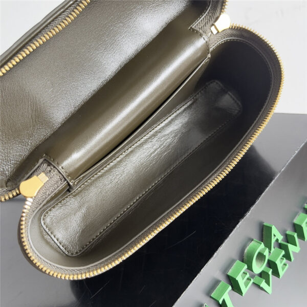 bottega veneta woven zip crossbody bag - Image 2
