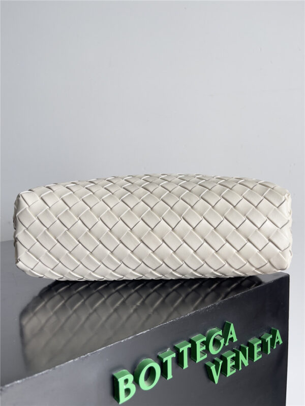 bottega veneta lauren clutch - Image 4