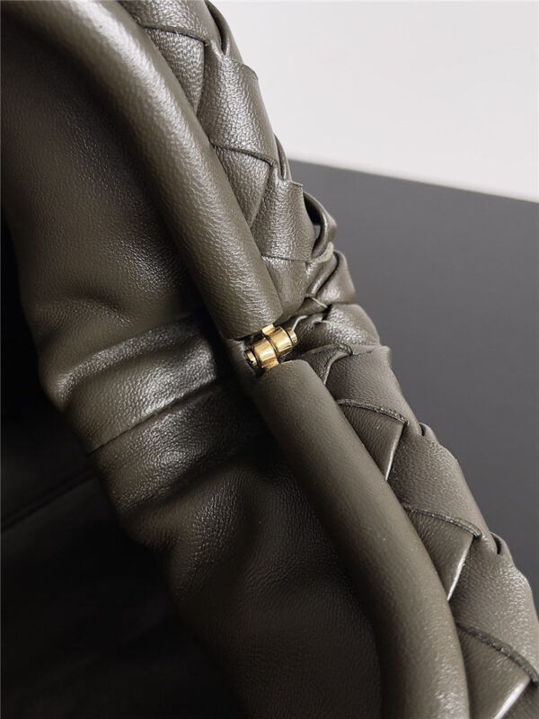 bottega veneta lauren clutch - Image 3