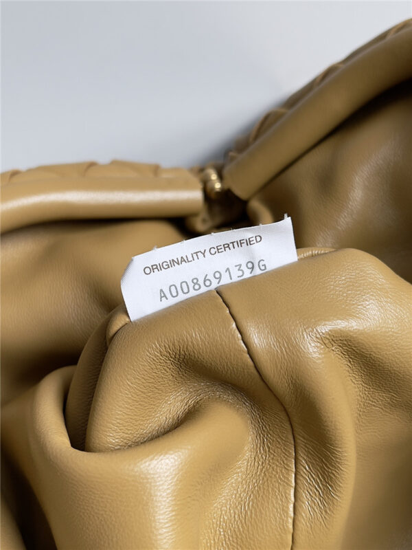 bottega veneta lauren clutch - Image 4