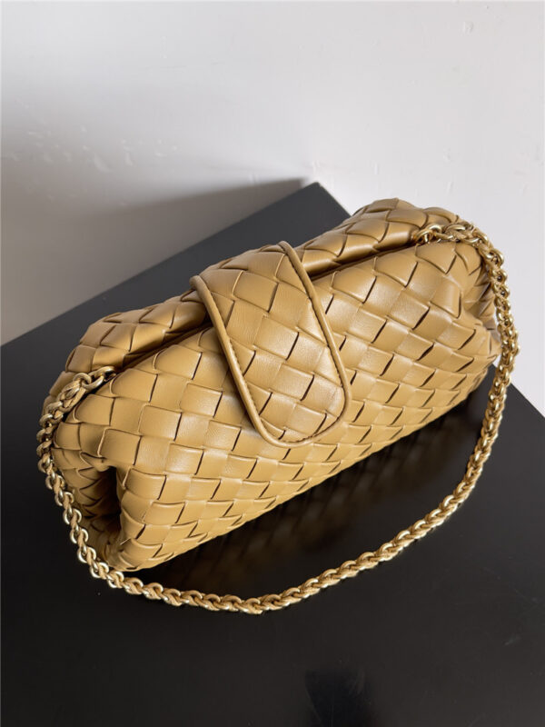 bottega veneta lauren clutch - Image 5