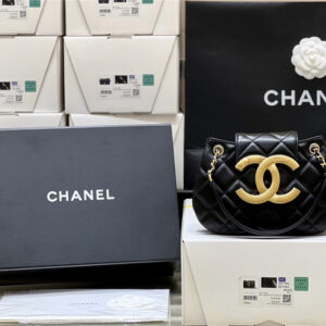 CC CC Logo Messenger Bag
