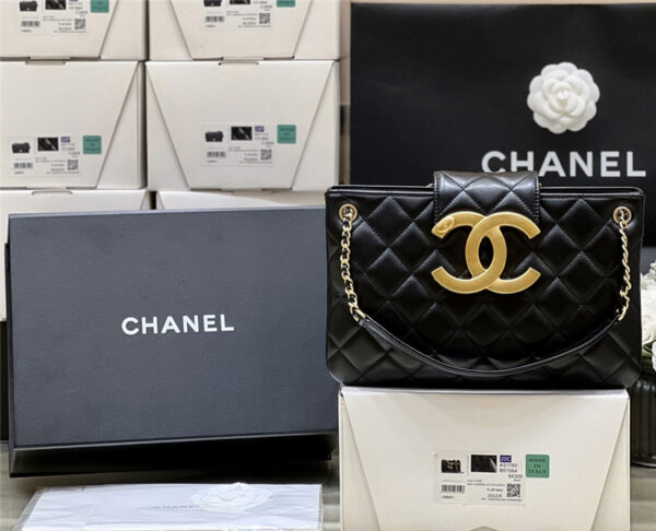 CC logo retro tote shopping bag