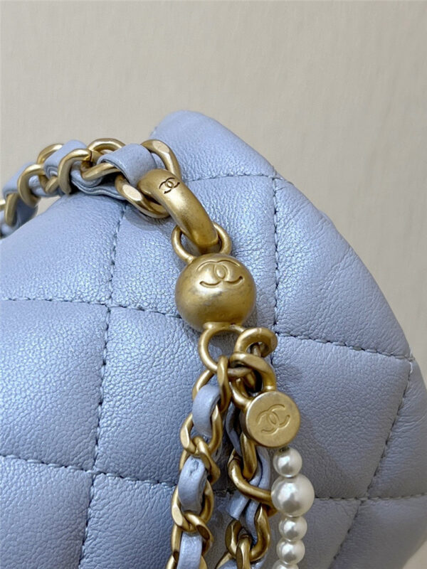 CC Blue Logo Pearl Chain Bag Small - Image 4