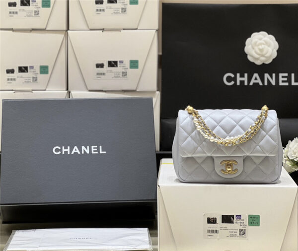 CC Blue Logo Pearl Chain Bag Small - Image 5