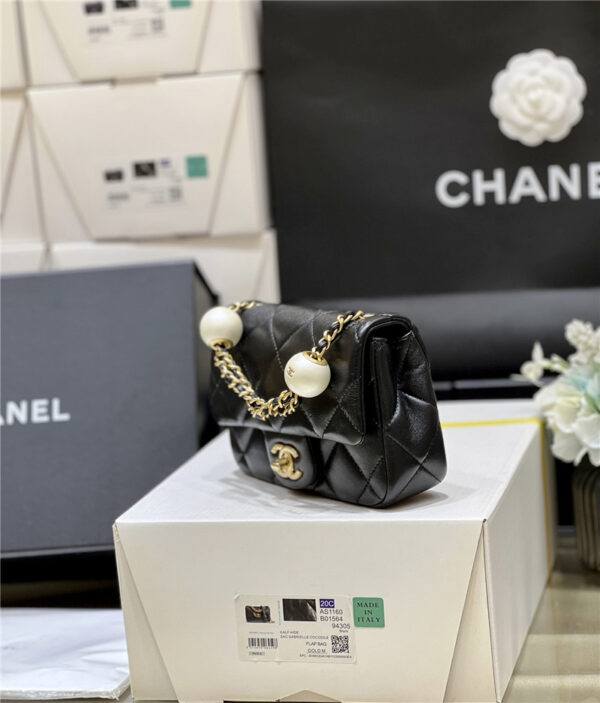 CC Logo Pearl Chain Bag Small - Image 2