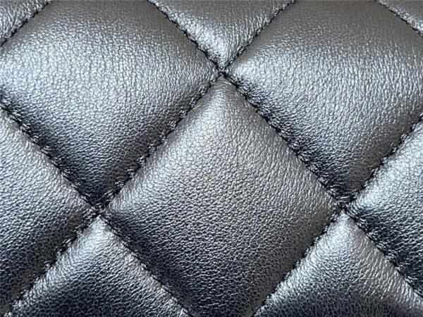CC Logo Pearl Chain Bag Small - Image 7