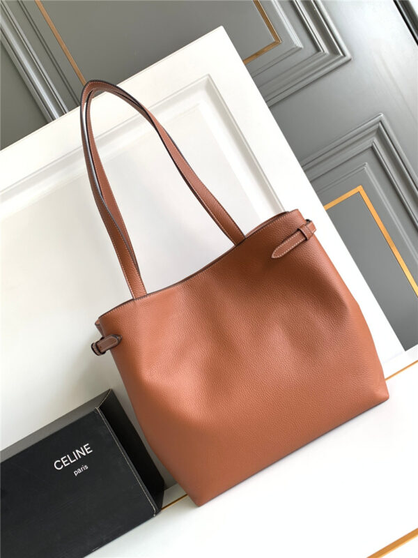 Celine Cabas Anais Tote - Image 4
