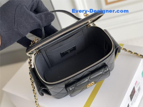 CC cosmetic bag - Image 3
