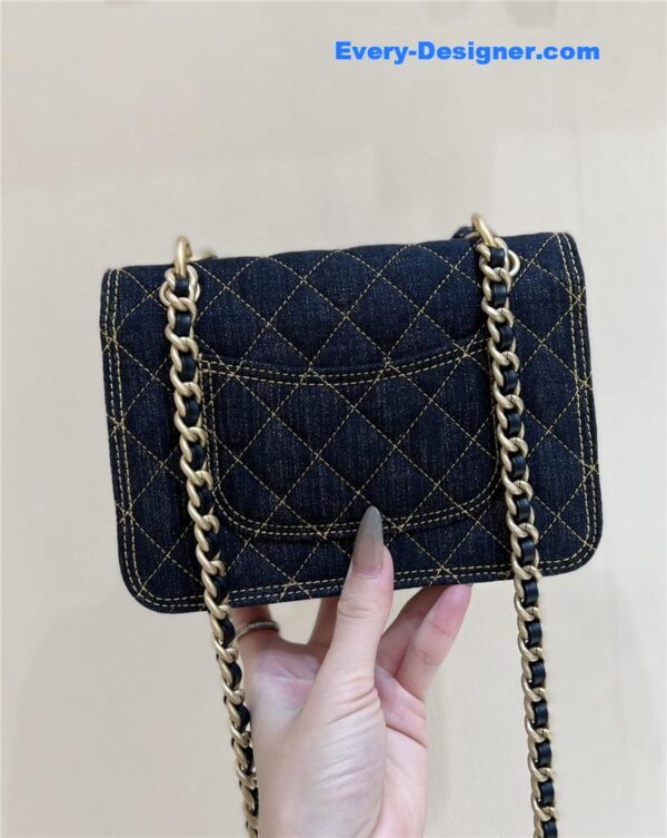 CC denim messenger bag - Image 5