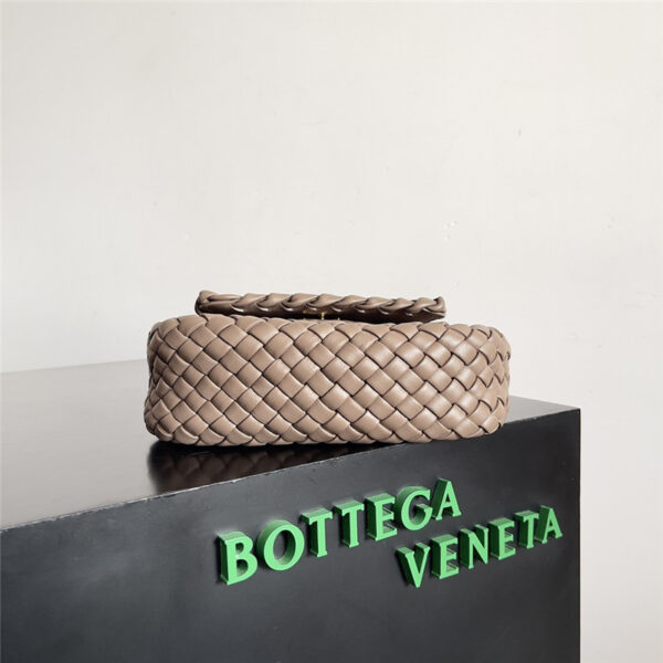 Bottega Veneta mini cobble shoulder bag - Image 5