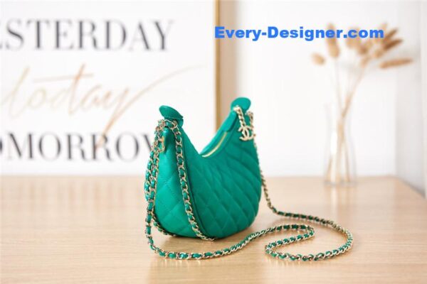 CC small hobo bag green - Image 8
