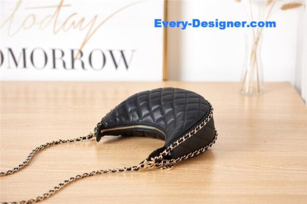 CC small hobo bag black - Image 4