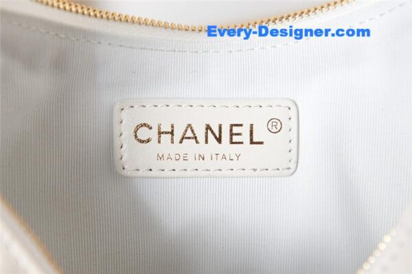 CC small hobo bag white - Image 4