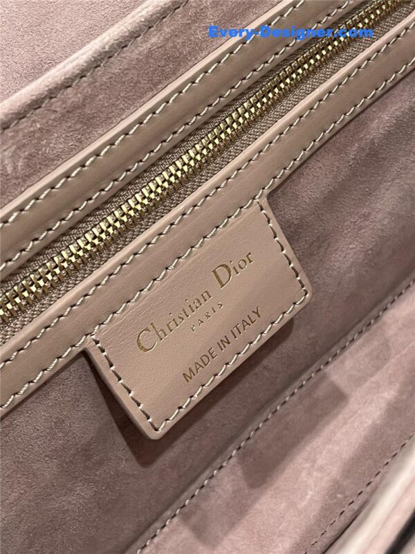 dior 30 montaigne avenue bag - Image 7