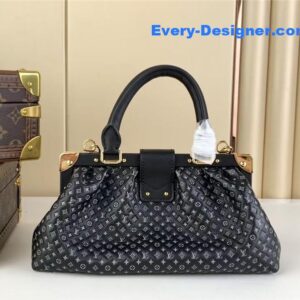 louis vuitton lv monogram clutch bag