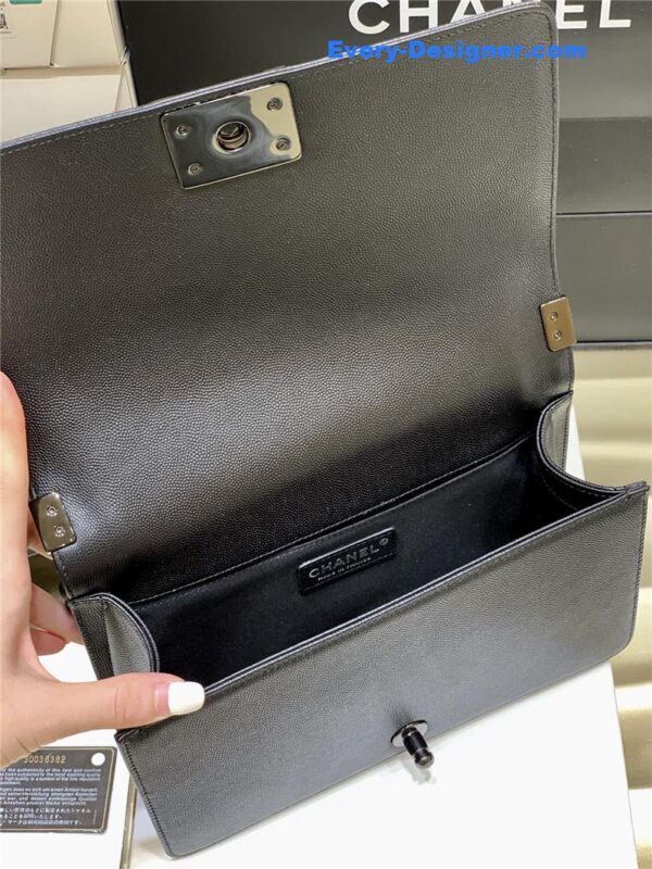 Chanel Le boy Haas medium bag - Image 3