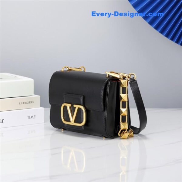 valentino V logo bag in grained calfskin - Image 6