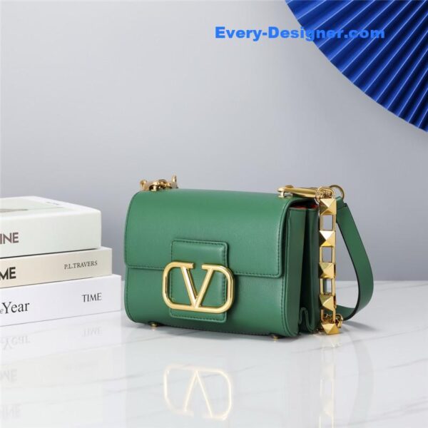 valentino V logo bag in grained calfskin - Image 6