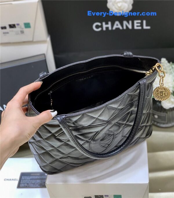 Chanel Classic Vintage Caviar Leather Hilton Bag - Image 7