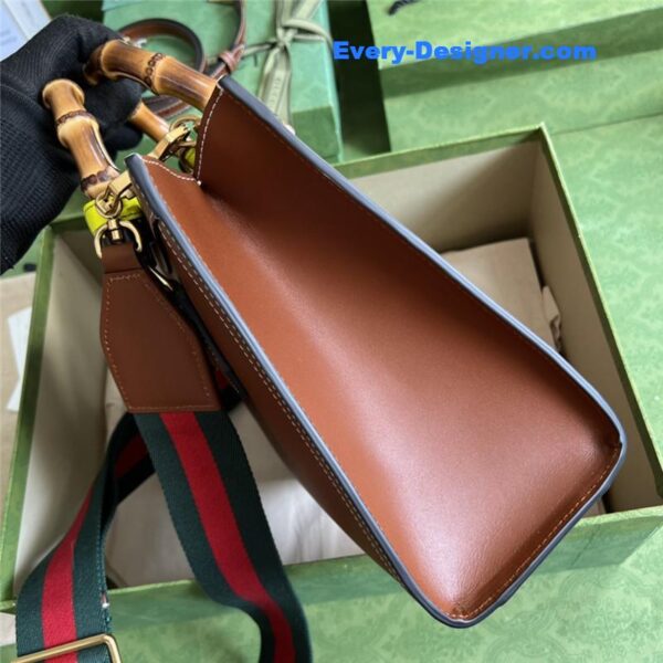 Gucci Diana medium handbag - Image 4
