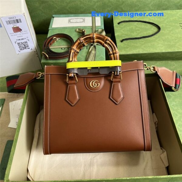 Gucci Diana medium handbag - Image 8