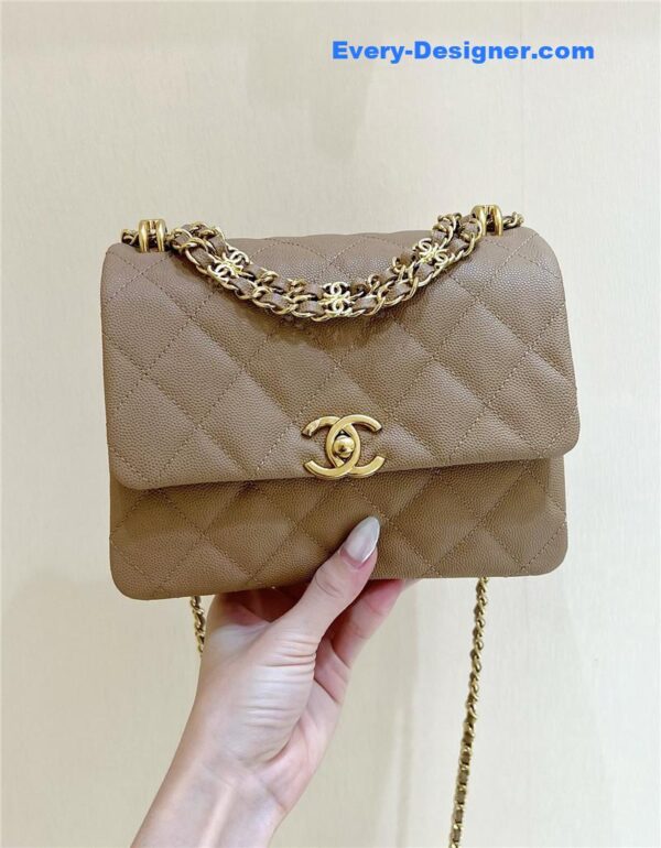 Chanel leather cf shoulder bag - Image 4